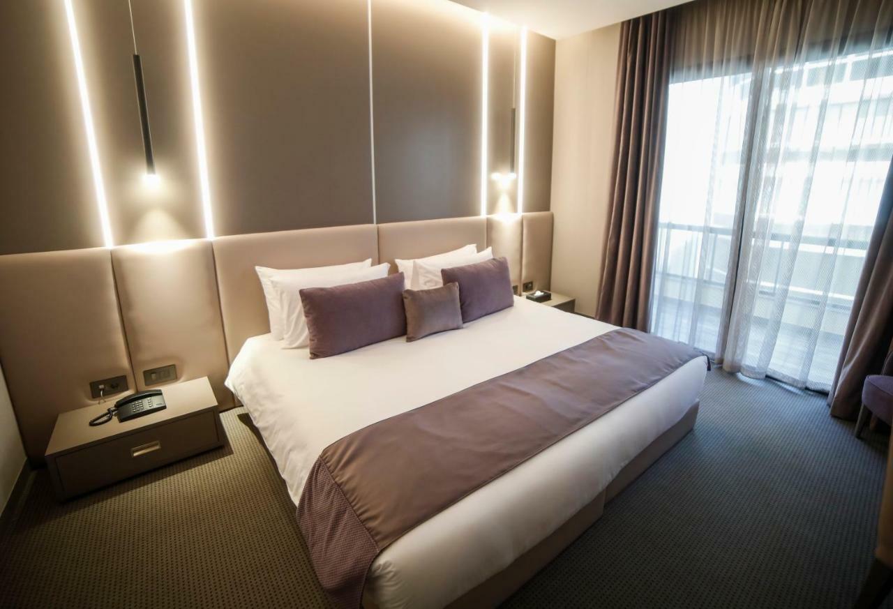 Hotel Rawsheh 51 Beirut Exterior foto